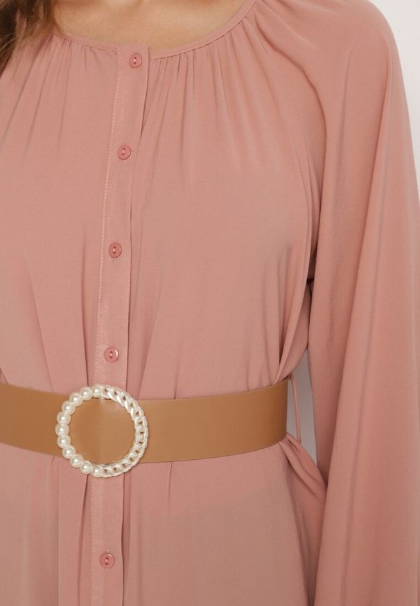 Born2be - Ciemnoróżowa Sukienka Dorothoe. Okazja: na co dzień. Kolor: różowy. Materiał: tkanina. Wzór: gładki, jednolity. Styl: elegancki, casual, klasyczny. Długość: maxi