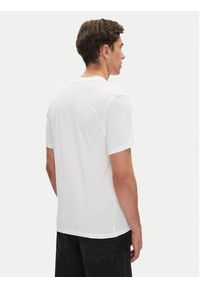 Mustang T-Shirt Austin 1016280 Biały Regular Fit. Kolor: biały. Materiał: bawełna