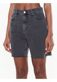 Calvin Klein Jeans Szorty jeansowe J20J220647 Czarny Mom Fit. Kolor: czarny. Materiał: bawełna #1