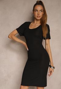 Renee - Czarna Basicowa Sukienka z Bawełną Lumaselle. Okazja: na co dzień. Kolor: czarny. Materiał: bawełna. Styl: klasyczny, casual #3