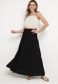 Born2be - Czarna Bawełniana Spódnica z Falbanami Nevione. Okazja: na co dzień. Kolor: czarny. Materiał: bawełna. Styl: klasyczny, casual, elegancki #6