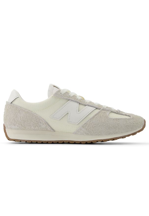 Buty unisex New Balance U471KAB – beżowe. Kolor: beżowy. Materiał: zamsz, materiał, syntetyk. Szerokość cholewki: normalna. Wzór: jodełka. Sezon: lato