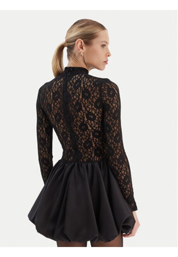 BARDOT - Bardot Sukienka koktajlowa Yana 60191DB Czarny Slim Fit. Kolor: czarny. Materiał: syntetyk. Styl: wizytowy