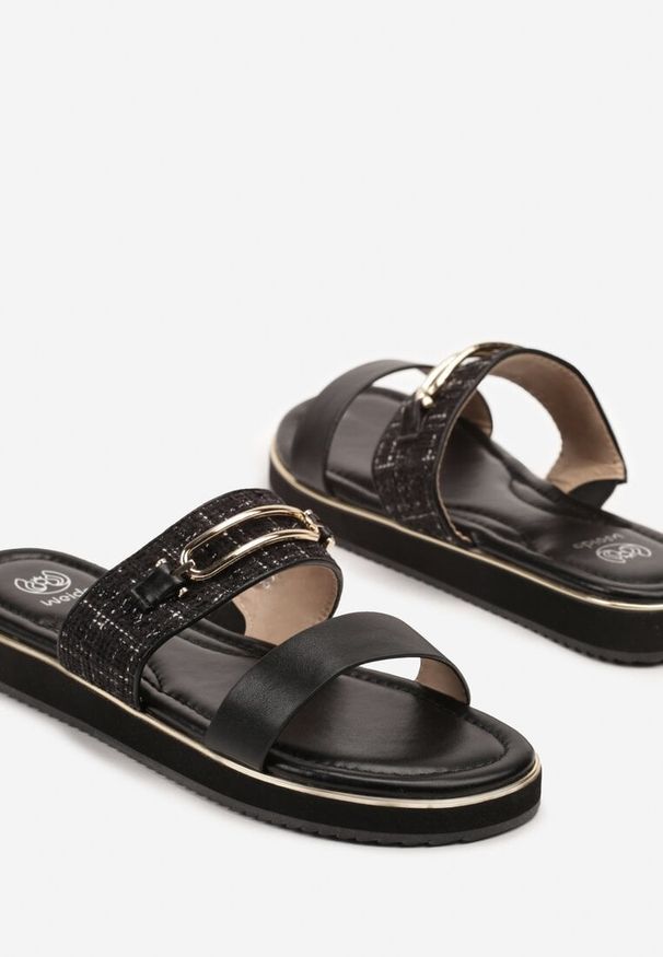 Born2be - Czarne Klapki z Ozdobnym Tweedowym Paskiem i Klamerką Tirmio. Okazja: na imprezę, na co dzień. Kolor: czarny. Materiał: jeans. Sezon: lato. Obcas: na obcasie. Styl: casual, elegancki. Wysokość obcasa: średni