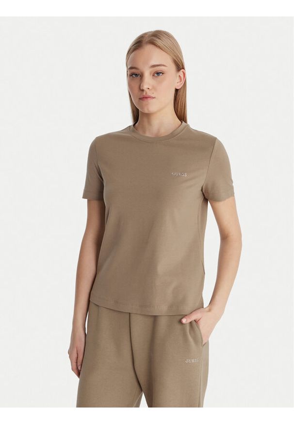 Guess T-Shirt V6RI07 J1314 Beżowy Regular Fit. Kolor: beżowy. Materiał: bawełna