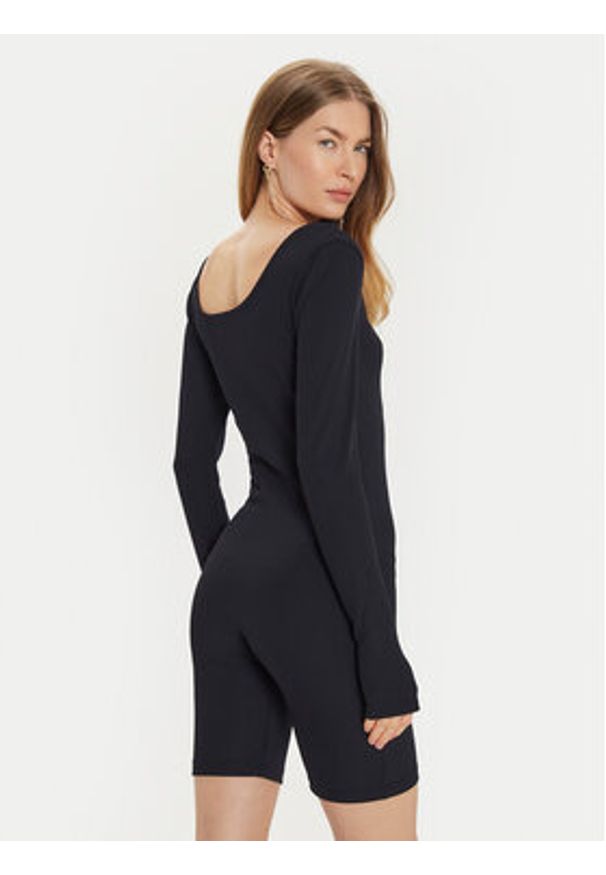 TwinSet - TWINSET Kombinezon 242AM2071 Czarny Slim Fit. Kolor: czarny. Materiał: syntetyk