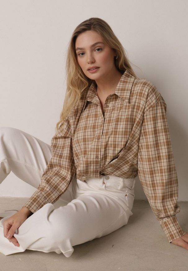 Born2be - Beżowa Krótka Bawełniana Koszula w Kratę z Marszczeniem Wenatia. Okazja: na co dzień. Kolor: beżowy. Materiał: bawełna. Długość: krótkie. Styl: casual