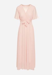 Born2be - Jasnoróżowa Kopertowa Sukienka z Gumką w Pasie i Plisowaną Górą Davitri. Kolor: różowy. Materiał: materiał. Długość rękawa: krótki rękaw. Typ sukienki: kopertowe. Długość: maxi #2