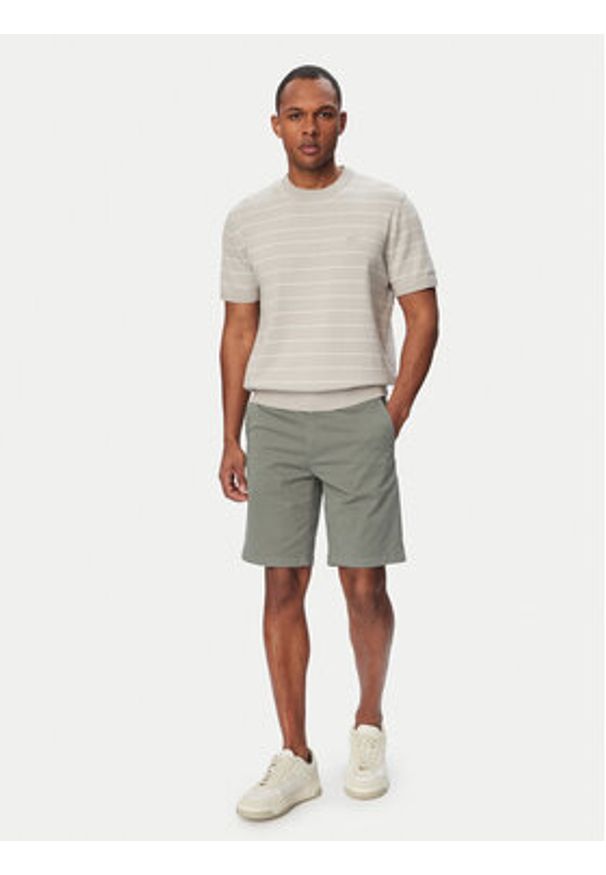 BOSS Szorty materiałowe Chino 50536723 Khaki Slim Fit. Kolor: brązowy. Materiał: bawełna