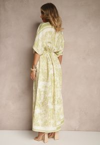 Renee - Zielona Sukienka Oversize z Wiskozą i Abstrakcyjnym Motywem Lunisana. Okazja: na co dzień. Kolor: zielony. Materiał: wiskoza. Typ sukienki: oversize. Styl: elegancki, casual #4