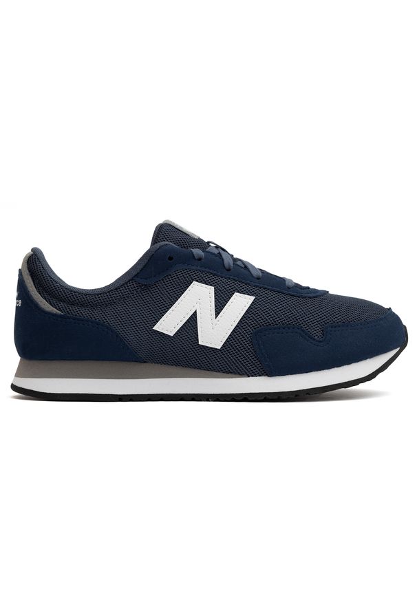 Buty dziecięce New Balance GC323NV – granatowe. Okazja: na uczelnię, na co dzień. Kolor: niebieski. Materiał: materiał, syntetyk. Szerokość cholewki: normalna