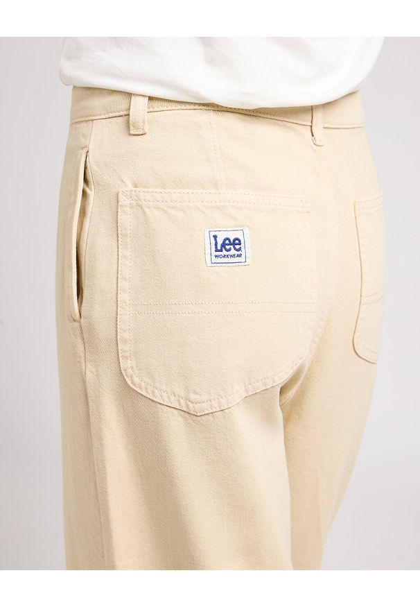 Lee - LEE CHINO RELAXED DAMSKIE SPODNIE MATERIAŁOWE MATERIAŁ GREIGE 112349015 L34M016112. Materiał: materiał