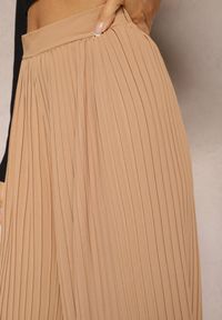 Renee - Beżowe Szerokie Spodnie z Plisami High Waist Mirealli. Stan: podwyższony. Kolor: beżowy