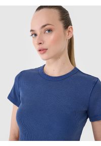 4f - 4F T-shirt slim z prążkowanej dzianiny damski - granatowy S. Okazja: na co dzień. Kolor: niebieski. Materiał: dzianina, prążkowany. Długość rękawa: krótki rękaw. Długość: krótkie. Wzór: prążki. Styl: klasyczny, sportowy, casual