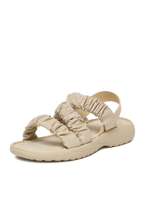 Sandały DeeZee. Kolor: beżowy