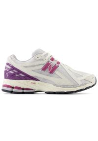 Buty unisex New Balance M1906REF – białe. Kolor: biały. Materiał: skóra, guma, zamsz, syntetyk. Szerokość cholewki: normalna. Sport: turystyka piesza