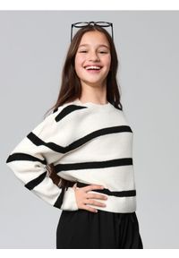 Sinsay - Prążkowany sweter w paski - wielobarwny. Materiał: prążkowany. Wzór: paski #1