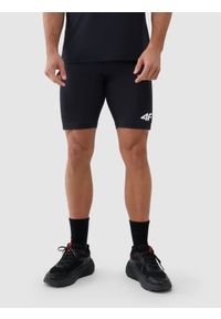 4f - 4F Legginsy krótkie treningowe męskie - czarne S. Kolor: czarny. Materiał: dzianina, włókno, syntetyk, materiał, elastan. Wzór: gładki, ze splotem, jednolity. Sport: fitness