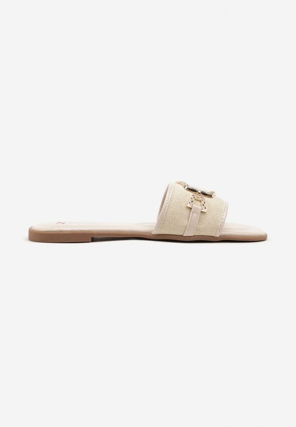 Born2be - Beżowe Klapki z Metalową Ozdobą i Cyrkoniami Rinolissa. Okazja: na co dzień, na spacer. Kolor: beżowy. Materiał: jeans. Wzór: aplikacja. Styl: casual, elegancki