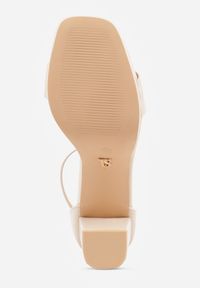 Renee - Beżowe Sandały VICES na Słupkowym Obcasie ze Skórzaną Wkładką Azimera. Okazja: na co dzień, na imprezę. Kolor: beżowy. Materiał: skóra. Sezon: lato. Obcas: na obcasie. Styl: casual. Wysokość obcasa: średni #5