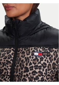 Tommy Jeans Kurtka zimowa DW0DW21967 Brązowy Relaxed Fit. Kolor: brązowy. Materiał: syntetyk. Sezon: zima #7