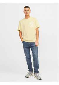 Jack & Jones - Jack&Jones T-Shirt Lafayette 12250435 Żółty Standard Fit. Kolor: żółty. Materiał: bawełna