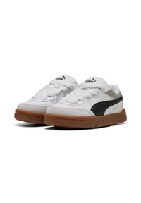 Trenerzy dla dzieci Puma Park SK8 PS. Kolor: biały. Materiał: skóra. Szerokość cholewki: normalna. Sport: turystyka piesza, skateboard