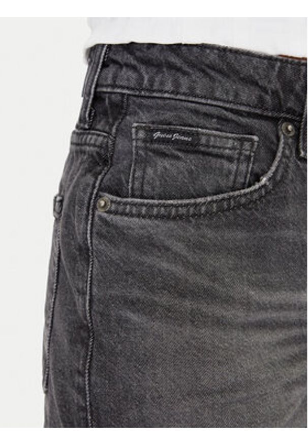 Guess Szorty jeansowe W5GD0Y D5M71 Czarny Regular Fit. Kolor: czarny. Materiał: bawełna