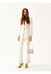 Kazar - Elegancka torebka na ramię ze skóry licowej. Kolor: kremowy. Materiał: skórzane. Styl: elegancki. Rodzaj torebki: na ramię #8