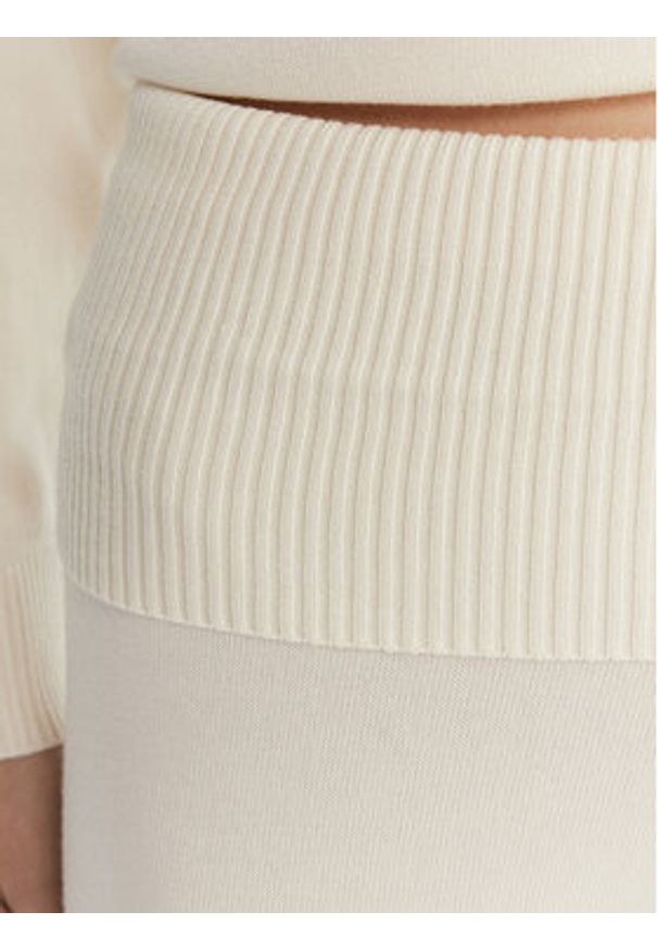 Guess Spodnie dzianinowe W6RB63 Z2V62 Écru Relaxed Fit. Materiał: wiskoza