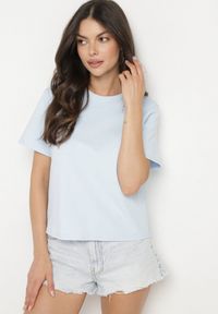 Born2be - Niebieski Bawełniany T-shirt z Grubszej Bawełny Tiariane. Okazja: na co dzień, na spotkanie biznesowe, do pracy. Kolor: niebieski. Materiał: bawełna. Styl: biznesowy, klasyczny, elegancki, casual #6