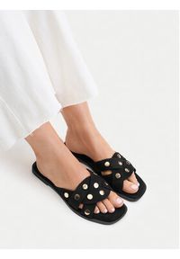 DeeZee Klapki CEO-HY2650-4 Czarny. Kolor: czarny. Materiał: materiał #3