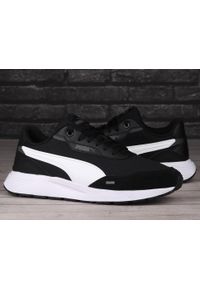 Buty sportowe Puma RUNTAMED. Kolor: biały, czarny, wielokolorowy. Materiał: materiał