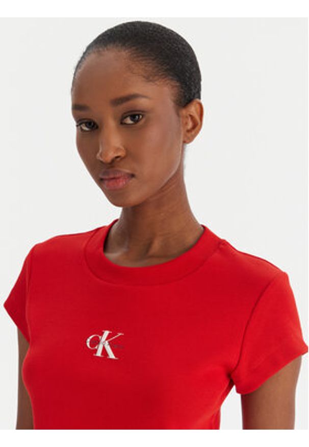 Calvin Klein Jeans T-Shirt LV047AB802 Czerwony Slim Fit. Kolor: czerwony. Materiał: bawełna