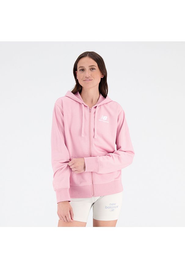 Bluza damska New Balance WJ31530HAO – różowa. Kolor: różowy. Materiał: materiał, bawełna, dresówka, prążkowany, poliester. Długość rękawa: długi rękaw. Długość: długie