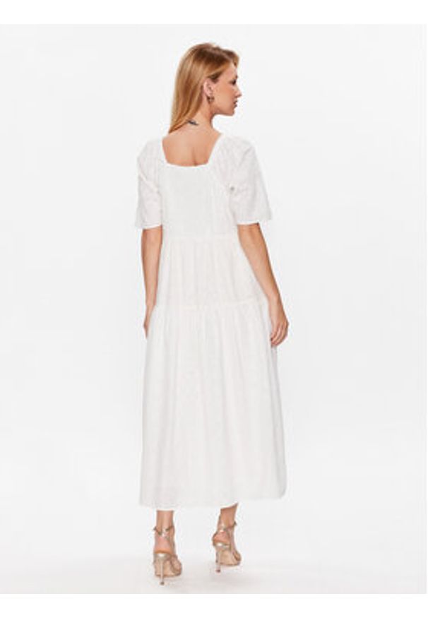 YAS Sukienka codzienna 26029550 Biały Loose Fit. Okazja: na co dzień. Kolor: biały. Materiał: bawełna. Typ sukienki: proste. Styl: casual