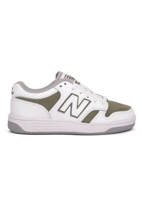 Buty do chodzenia dla dzieci New Balance PSB480VO. Kolor: biały. Materiał: skóra. Szerokość cholewki: normalna. Sport: turystyka piesza