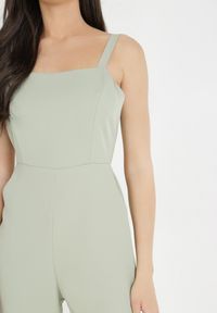 Born2be - Jasnozielony Kombinezon Damyle. Kolor: zielony. Materiał: tkanina. Długość rękawa: na ramiączkach. Długość: długie. Wzór: jednolity, gładki #2