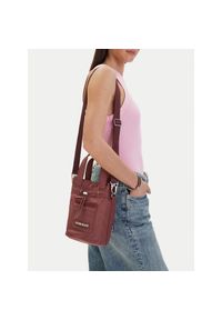 Torebka Guess Jeans. Kolor: fioletowy #1