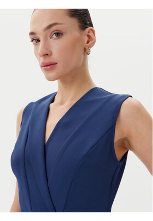Rinascimento Kombinezon CFC0123770003 Niebieski Regular Fit. Kolor: niebieski. Materiał: syntetyk