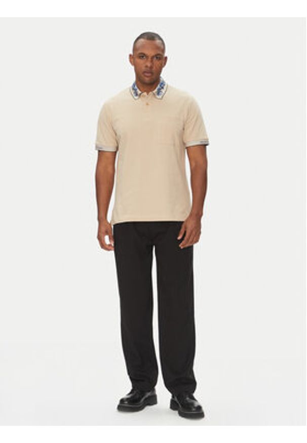 Versace Jeans Couture Polo 78GAGT04 Beżowy Regular Fit. Typ kołnierza: polo. Kolor: beżowy. Materiał: bawełna