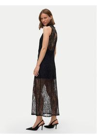 Vero Moda Sukienka wieczorowa Manja 10335406 Czarny Regular Fit. Kolor: czarny. Materiał: syntetyk. Styl: wizytowy