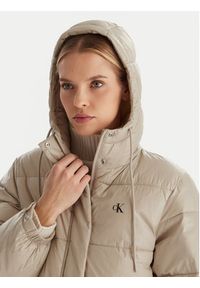 Calvin Klein Jeans Kurtka zimowa LV047D506G Beżowy Relaxed Fit. Kolor: beżowy. Materiał: syntetyk. Sezon: zima #4