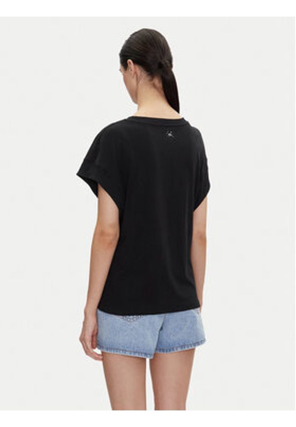 Pepe Jeans T-Shirt Lira PL505996 Czarny Regular Fit. Kolor: czarny. Materiał: bawełna