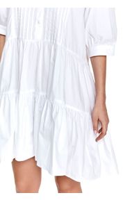TOP SECRET - Letnia sukienka o luźnym fasonie. Kolor: biały. Materiał: materiał. Wzór: aplikacja. Sezon: lato #5