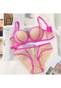 Intica - Komplet bielizny z miękkimi miseczkami i figami Merituuli. Kolor: wielokolorowy. Materiał: materiał