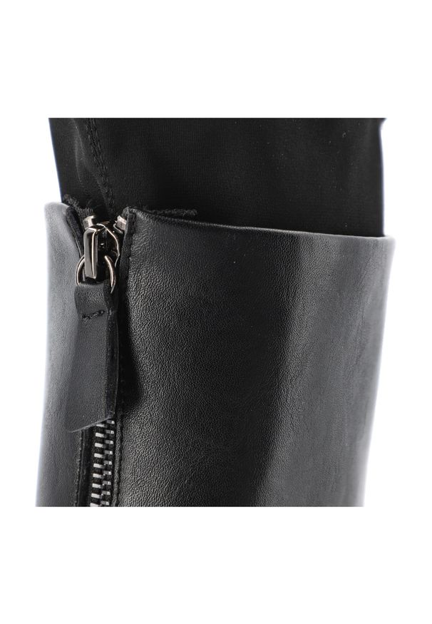 Czarne Botki Maciejka Stylowe Buty Damskie Na Platformie. Okazja: na co dzień. Kolor: czarny. Materiał: skóra. Szerokość cholewki: normalna. Obcas: na platformie. Styl: elegancki