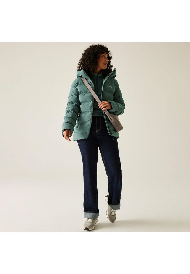 Regatta - Kurtka damska zimowa ocieplana Altoro. Kolor: zielony. Materiał: materiał, puch. Sezon: zima. Sport: turystyka piesza