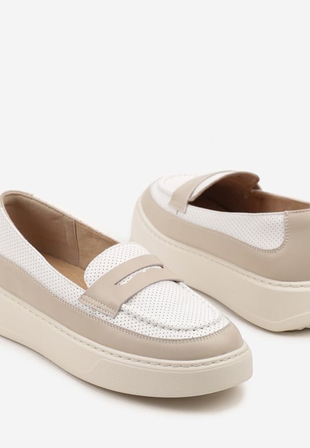Renee - Beżowe Skórzane Mokasyny na Platformie Meraviela. Okazja: na co dzień. Kolor: beżowy. Materiał: skóra. Obcas: na platformie. Styl: elegancki, casual
