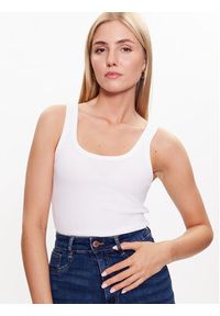 Gina Tricot Top Rib tank 19105 Biały Regular Fit. Kolor: biały. Materiał: bawełna #4